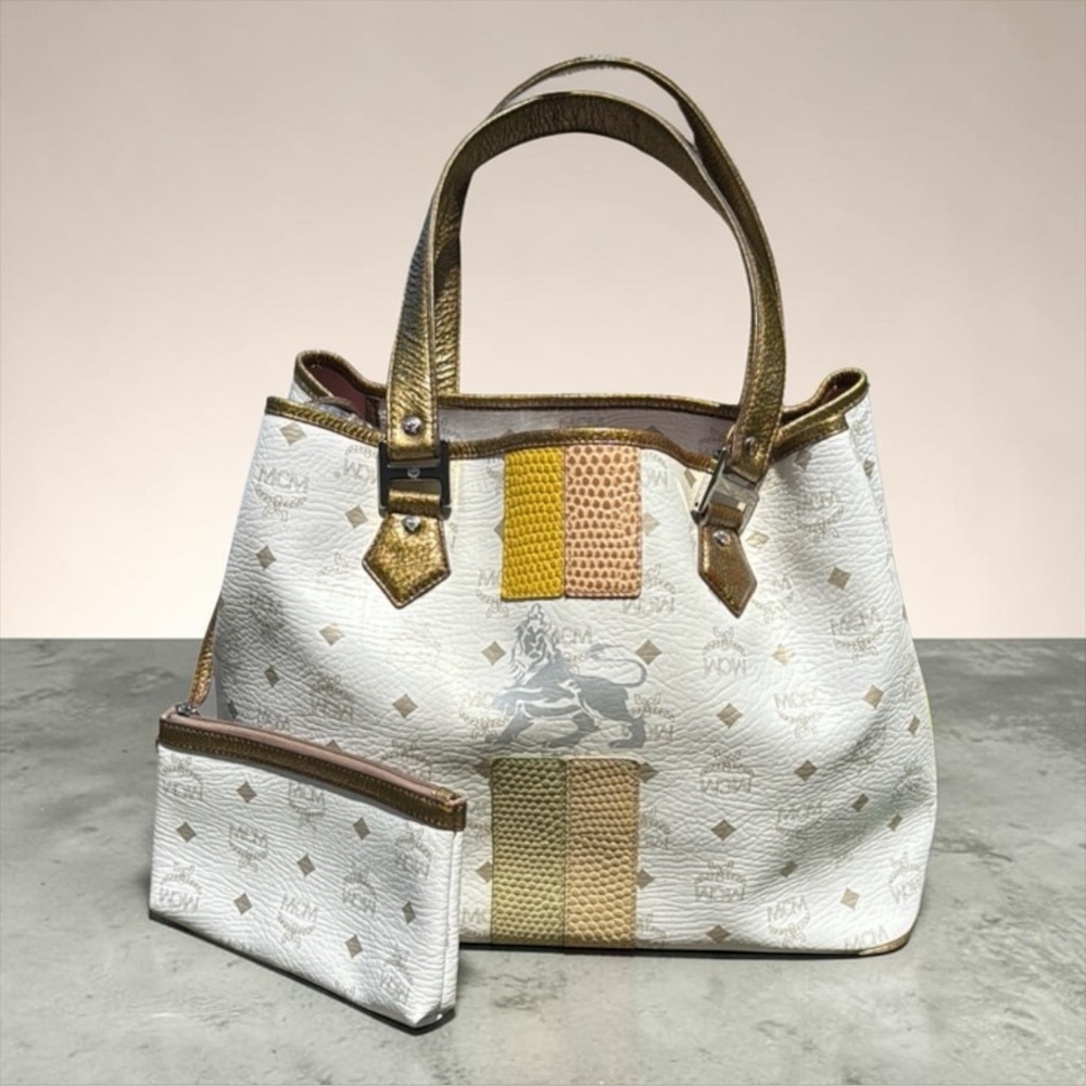 MCM NWOT COA- Princess Lion Tote. 2 FER Includes Matching Pouch